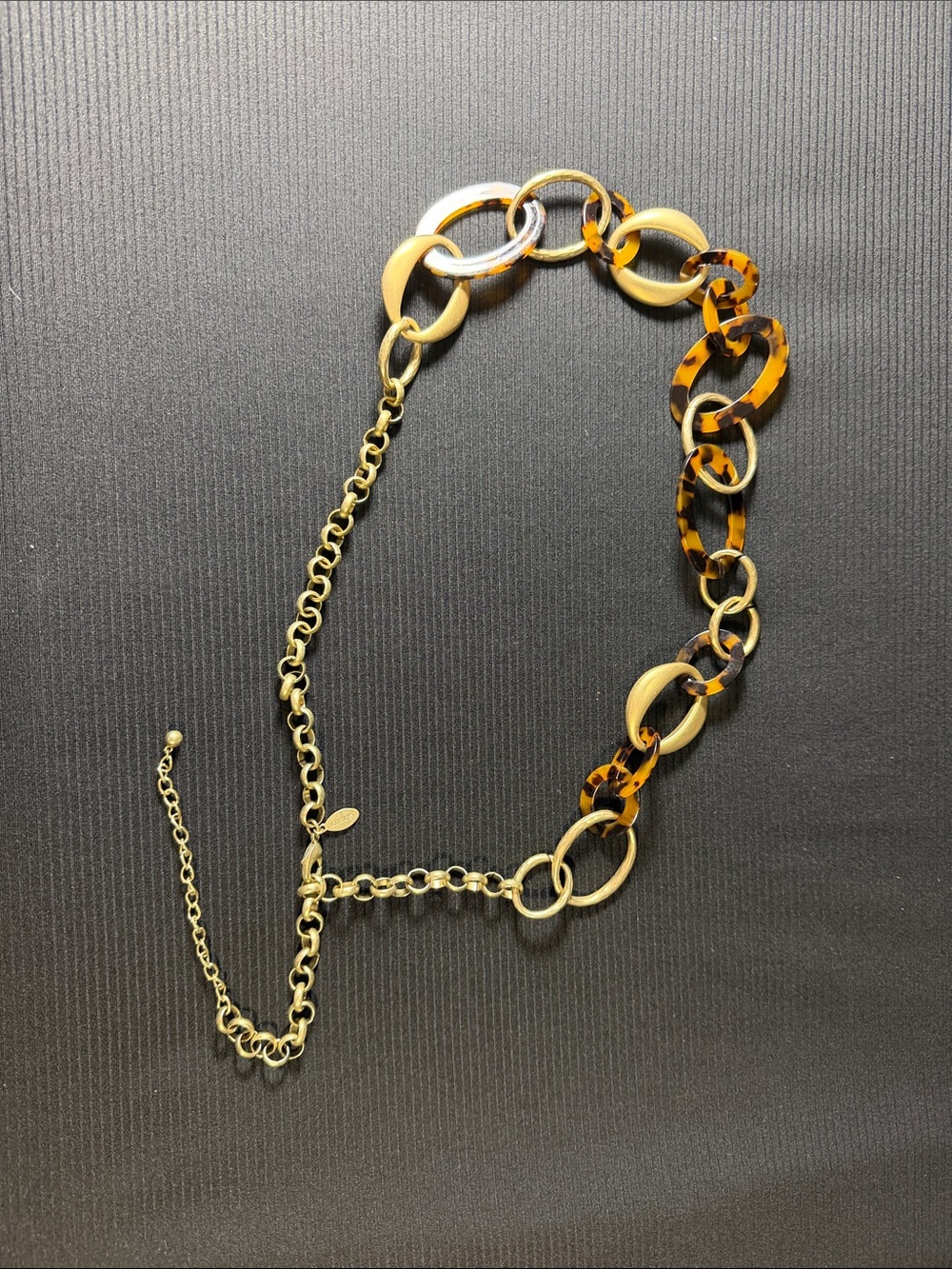 Chico's Gold and Tortoiseshell Link Belt